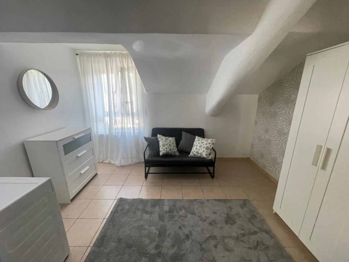 Mansarda Di Nolo-Mm Pasteur-Red Line Appartement Milaan Buitenkant foto