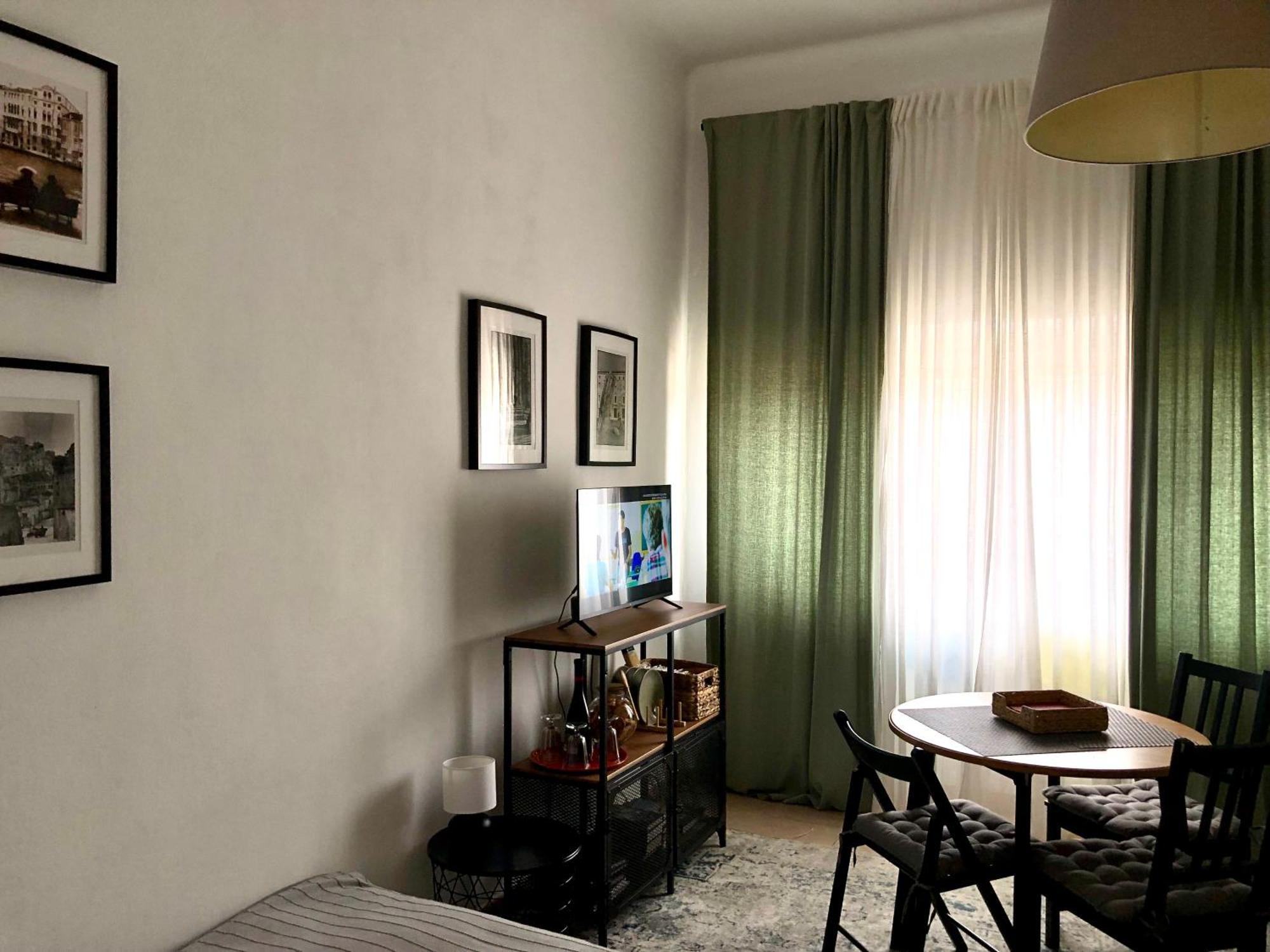 Mansarda Di Nolo-Mm Pasteur-Red Line Appartement Milaan Buitenkant foto